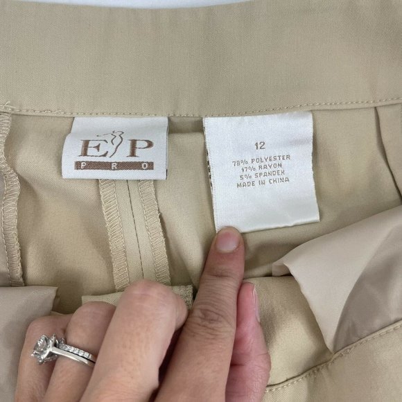 EP Pro Womens Khaki Beige Performance Golf Capri - Picture 5 of 8